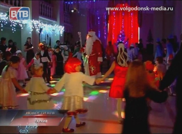 Старая новая традиция. Волгодонск вновь будет проводить новогоднюю ёлку у мэра