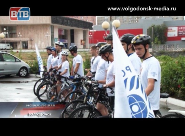 Завершился велопробег волгодонских атомщиков в село Новый Егорлык Сальского района