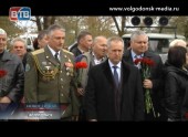 На аллее героев в Волгодонске сегодня захоронили останки солдата Великой отечественной войны