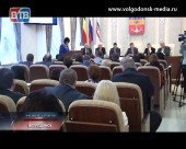 В Администрации Волгодонска сегодня состоялось первое в 2014 году планёрное совещание
