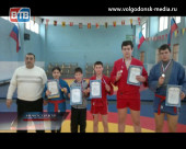 Спортсмены из Волгодонска привезли победу с открытого турнира по борьбе самбо