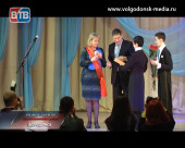 Стали известны имена победителей конкурса «Педагог года-2014». Лидер номинации «Учитель года» — в студии Новостей ВТВ