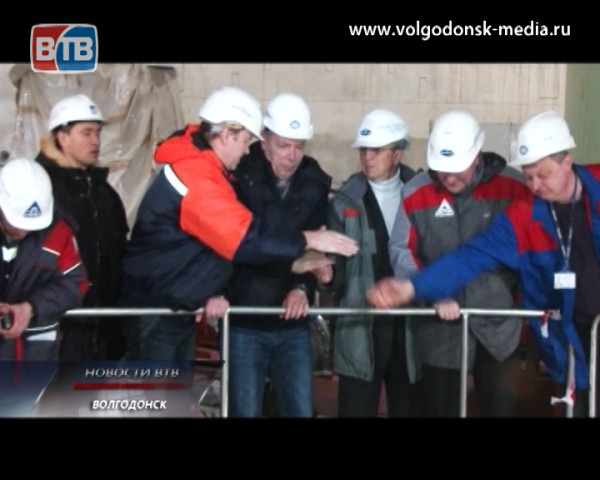 На третьем энергоблоке Ростовской АЭС проходит пролив технологических систем на открытый корпус реактора