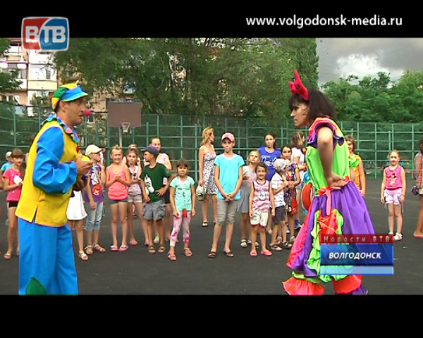 Директор «Волгодонскмежрайгаз» организовал празднование дня молодежи в третьем микрорайоне