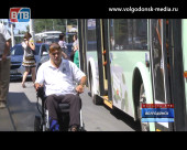 Комфортабельность новых троллейбусов оценили первые пассажиры с ограниченными возможностями здоровья.