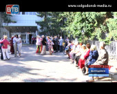 Волгодонск отметил Международный день пожилого человека танцами и концертом