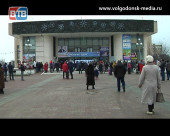 Пришла коляда — открывай ворота. В новогодние каникулы в Волгодонске впервые прошли народные рождественские гулянья