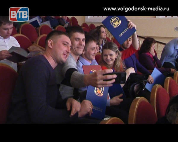 130 студентов Волгодонского филиала ДГТУ получили дипломы о высшем образовании