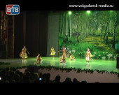 Театр эстрадного танца «Антураж» представил публике Волгодонска юбилейный отчетный концерт