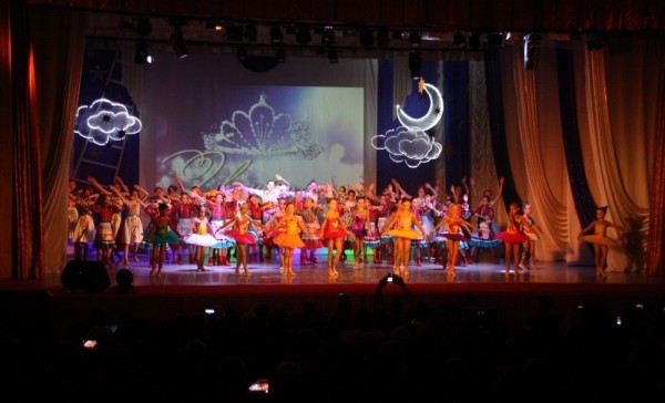 Театр танца «Империя» представил зрителям отчетный концерт «Навстречу мечте»