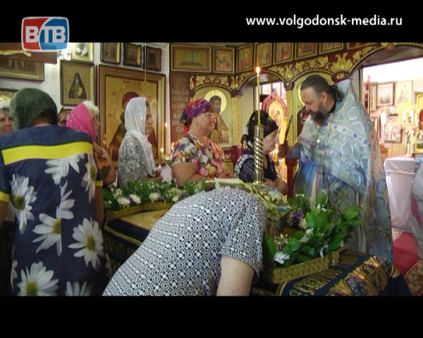 Православные Волгодонска отметили праздник Успения Богородицы