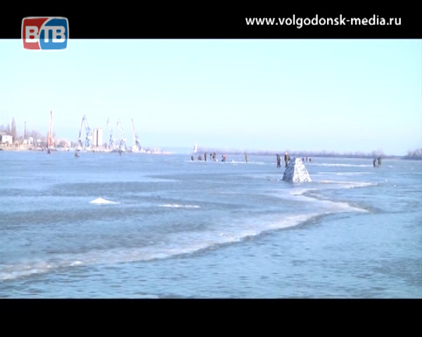 В Волгодонске на заливе утонул 10-летний мальчик, провалившись под лед