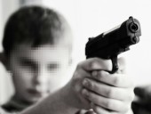 В Волгодонске школьник выстрелил из пневматического пистолета приятелю в глаз