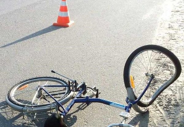 В Волгодонске водитель иномарки сбил 81-летнего велосипедиста