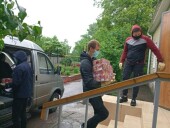 Волонтеры и соцработники Волгодонска продолжают оказывать помощь одиноким горожанам старше 65 лет