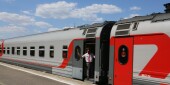К 70-летию Волгодонска: первый за 20 с лишним лет пассажирский поезд Волгодонск встречал как праздник