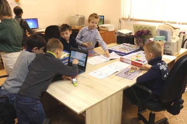 В Волгодонске прошла работа офлайн-площадки Международного киберфестиваля идей и технологий Rukami