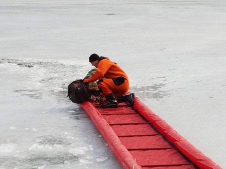 Управление ГОЧС Волгодонска напоминает меры безопасности на льду