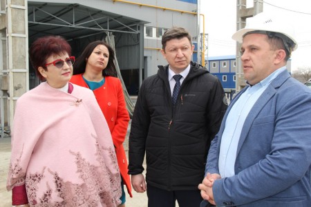 Представители фракции «Единая Россия» посетили завод по производству модульных стальных башен для ветроэнергетических установок