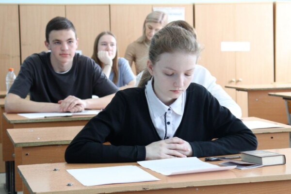 Более 16 тысяч выпускников Ростовской области приняли участие в написании итогового сочинения