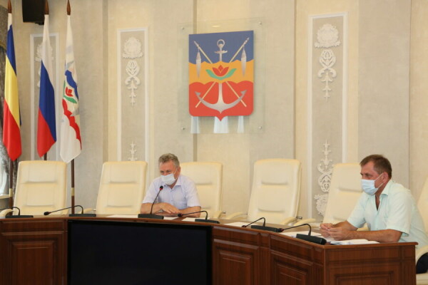 Виктор Мельников провел совещание по подготовке Волгодонска к предстоящей зиме
