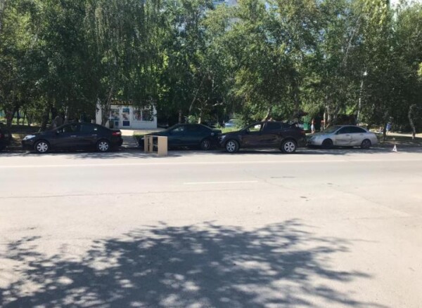 Людей зажало между автомобилями: инсульт у водителя спровоцировал массовое ДТП в Волгодонске