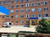 В Волгодонске мужчина разбился насмерть, выпав из окна ковидного госпиталя