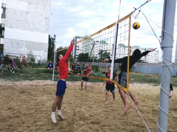 Волгодонск спортивный: состоялись турниры по пляжному волейболу и мини-футболу