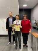 Екатерина Кирдяшкина — самая юная чемпионка Дона по шахматам, чемпионке области среди женщин 13 лет!