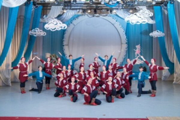 Народный ансамбль народного танца «Околица» примет участие во всероссийском фестивале-конкурсе