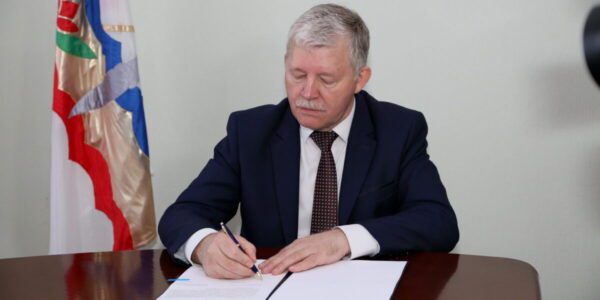 Сергей Макаров подписал с атомщиками соглашение об оснащении Центра единоборств оборудованием и спортинвентарем