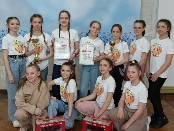 Образцовый хореографический ансамбль «Радость» стал лауреатом фестиваля-конкурса «Донской каблучок»