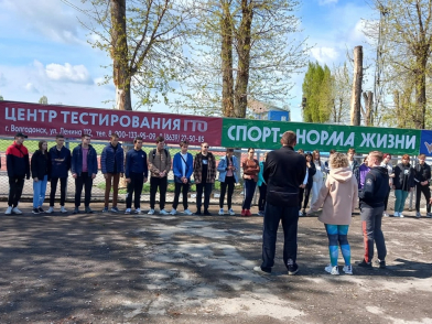 В Волгодонске полицейские организовали для подростков спортивные мероприятия на свежем воздухе