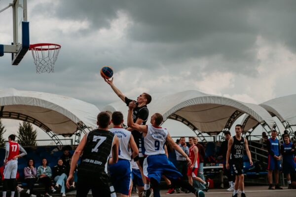 Прошедший в Донской столице Международный фестиваль баскетбола, посвященный 30-летию концерна «Росэнергоатом», собрал 50 команд и более 5000 болельщиков