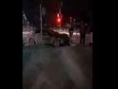 В Волгодонске водитель иномарки снес дорожное ограждение