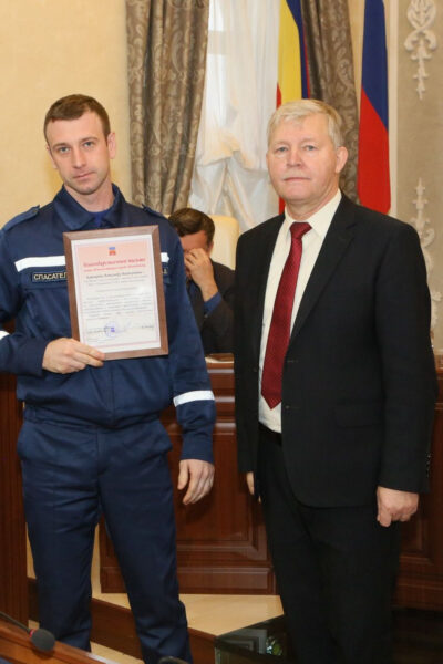 Сергей Макаров поздравил спасателей с профессиональным праздником