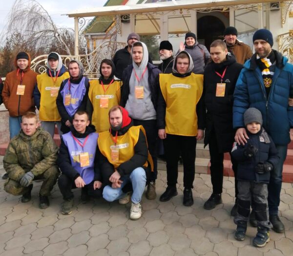 Из Волгодонска на передовую отправили 17 тонн собранной горожанами гуманитарной помощи