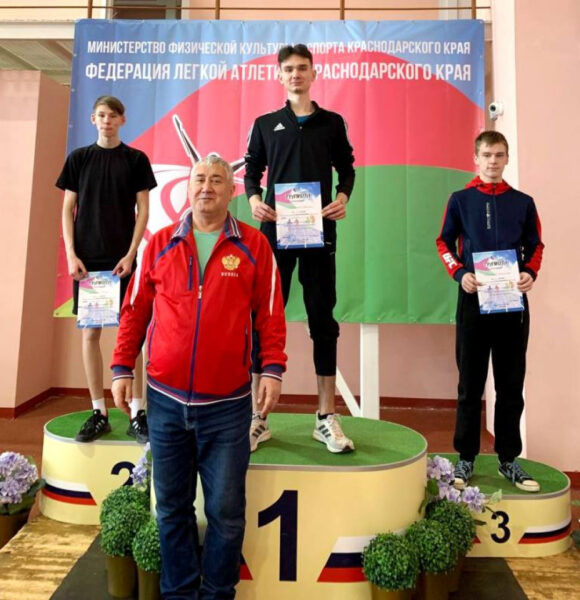 Волгодонские легкоатлеты заняли три первых места на чемпионате и первенстве ЮФО среди юниоров