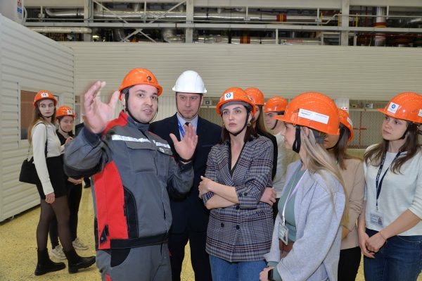 Студенты профильных вузов атомной отрасли приняли участие в техническом туре на Ростовской АЭС
