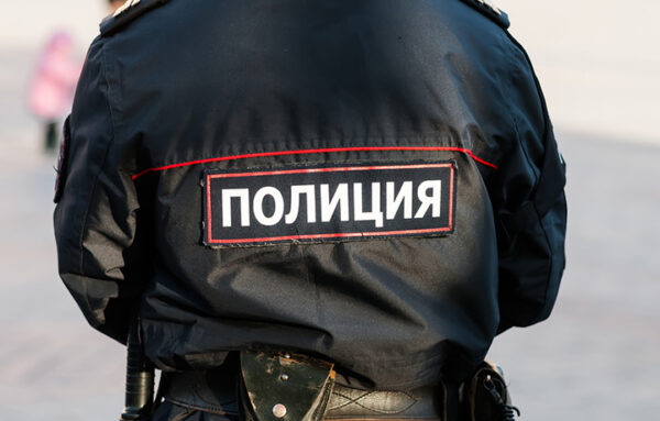 Полицейские Волгодонска по горячим следам задержали подозреваемого в угоне автомобиля