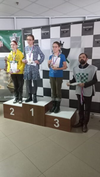 Волгодонские шахматисты привезли 4 медали из Волгограда
