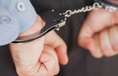 Волгодонские полицейские задержали подозреваемого в краже из квартиры