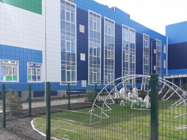 Губернатор направил свыше 100 млн рублей на оснащение школы в Волгодонске