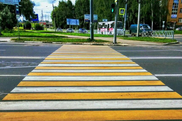 До 15 мая на всех пешеходных переходах Волгодонска планируют обновить «зебру»