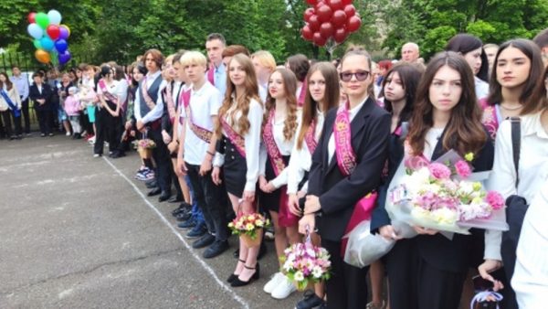23 мая во всех школах Волгодонска прозвенел последний звонок