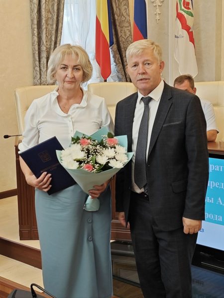 Сергей Макаров поздравил ветеринаров Волгодонска с профессиональным праздником