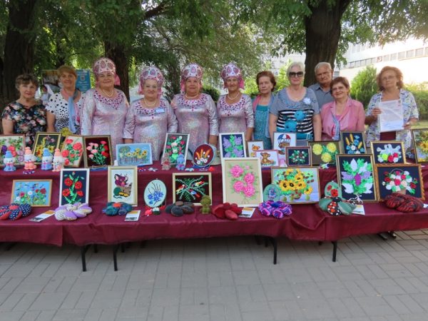 Праздничная ярмарка социально ориентированных некоммерческих организаций города Волгодонска