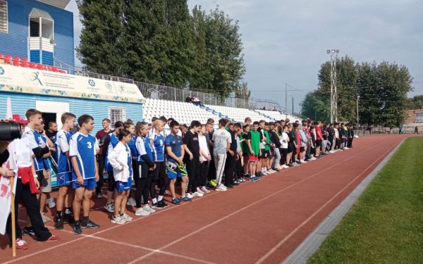 Соревнования по легкой атлетике в зачет Спартакиады студентов прошли в Волгодонске