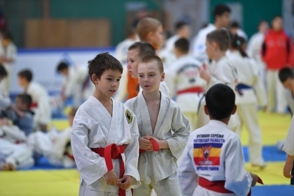 Открытый турнир по рукопашному бою, организованный при поддержке атомщиков, собрал более 300 спортсменов из Ростовской области