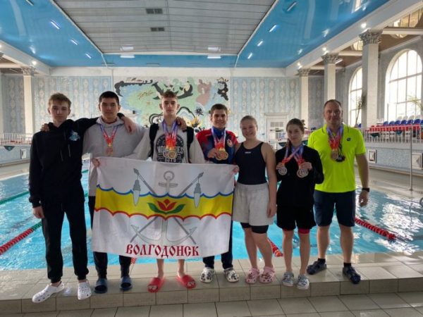 Успешное выступление в Чемпионате и Первенстве Ростовской области по плаванию